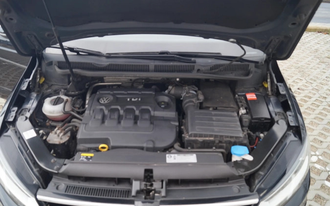 Volkswagen Touran cena 58500 przebieg: 212566, rok produkcji 2016 z Kamienna Góra małe 92
